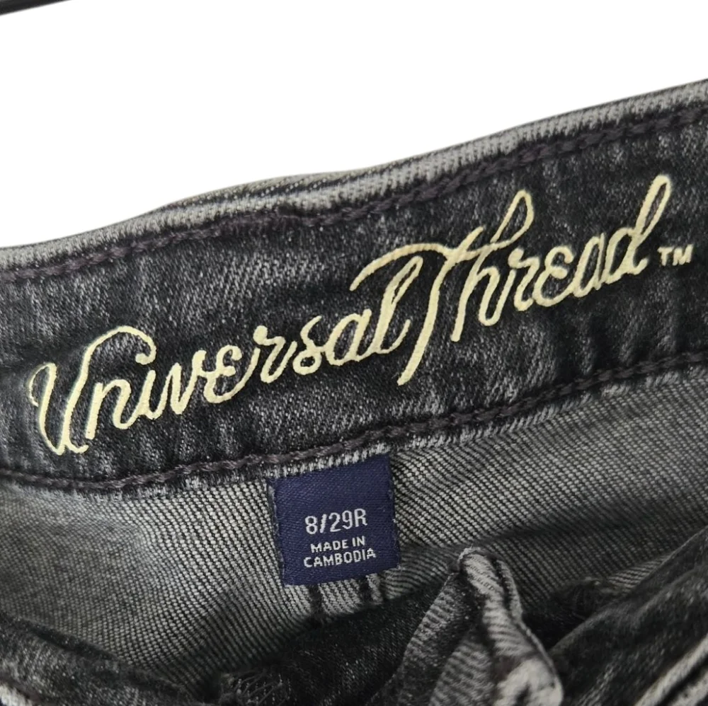 Universal Threads Women's Black Denim Button Up Shorts Size 8